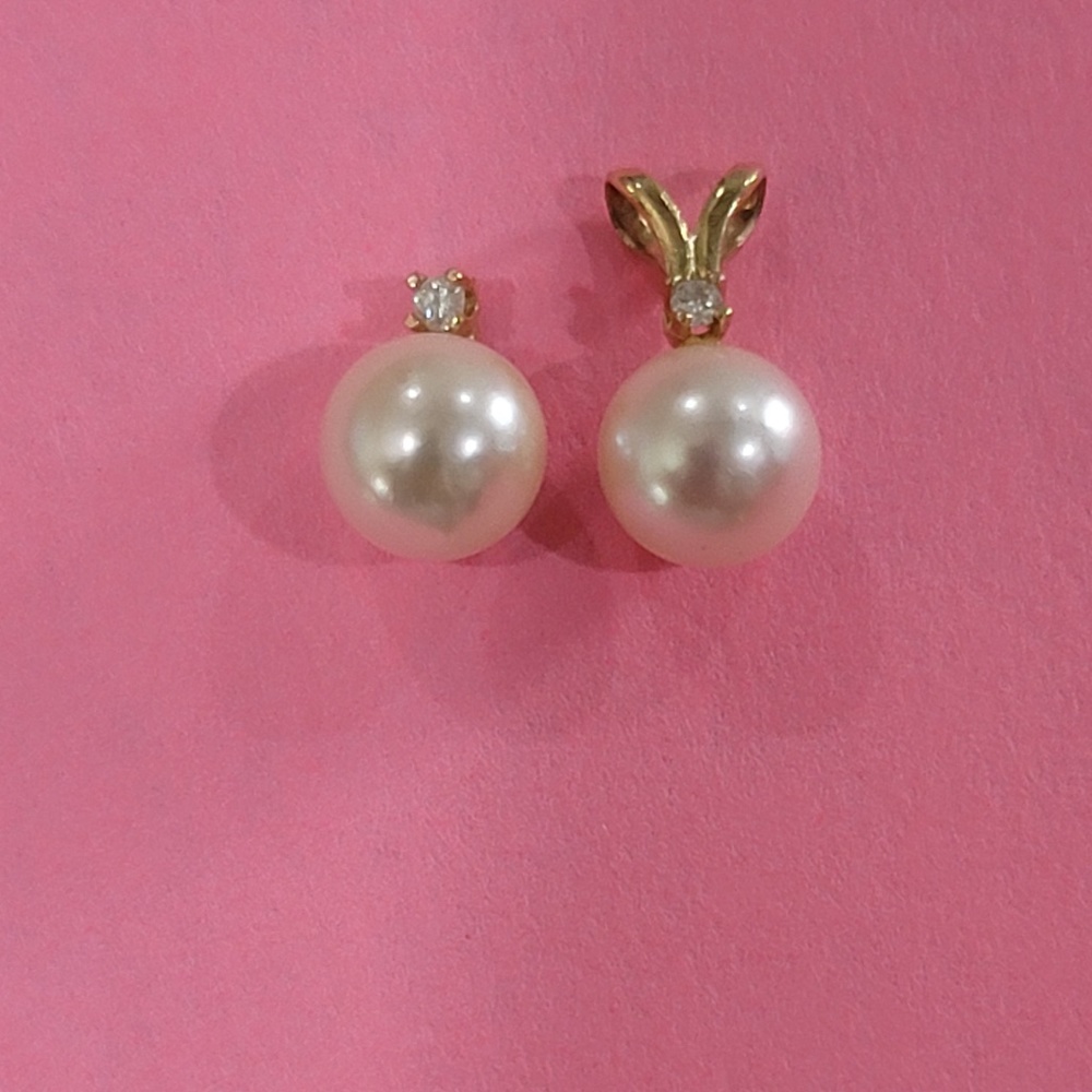 ❤️ Pearl Diamond Pendant 14k and one earring (loss other)